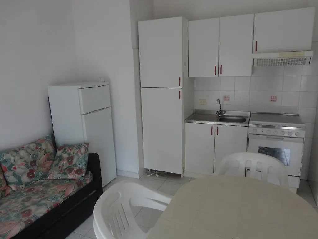 Baltimora Palace Apartment Sant'Alessio Siculo Italy