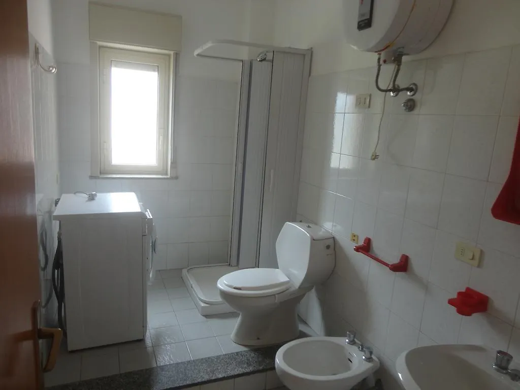 Baltimora Palace Apartment Sant'Alessio Siculo 0*,